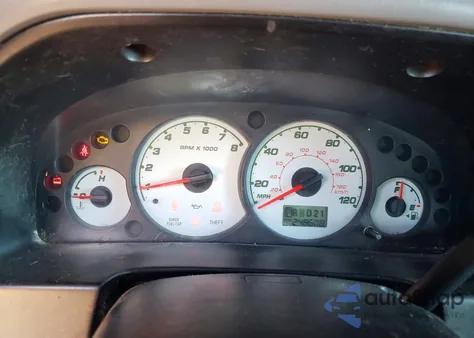 2001 Ford Escape Xlt z USA, uszkodzony, nr VIN 1FMYU04121KA35103